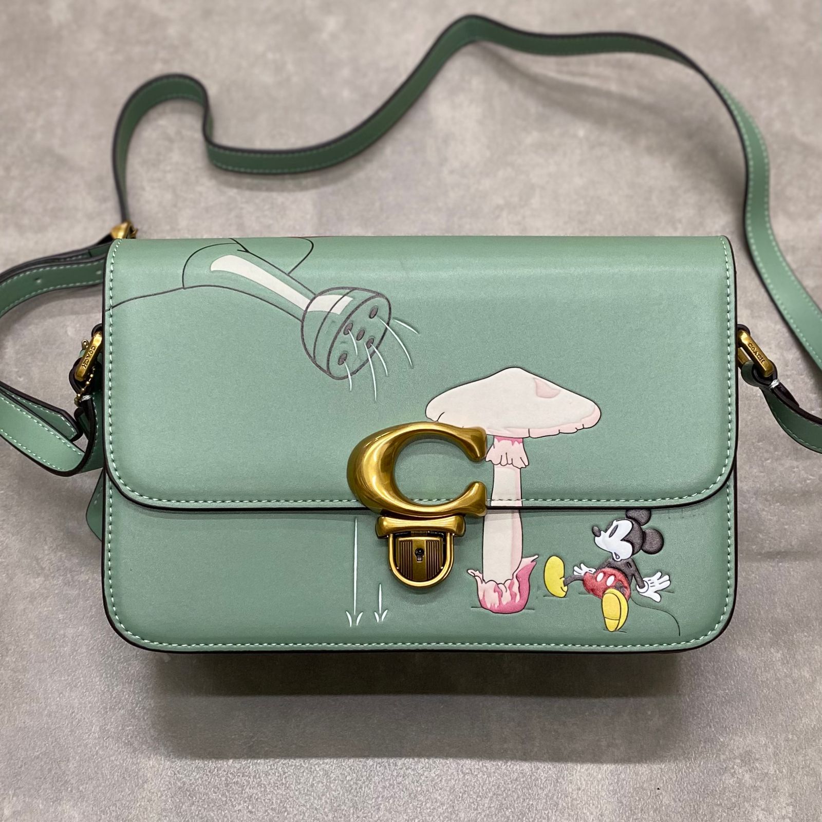 Túi Coach x Disney Studio Shoulder Bag With Mickey Mouse DS Green